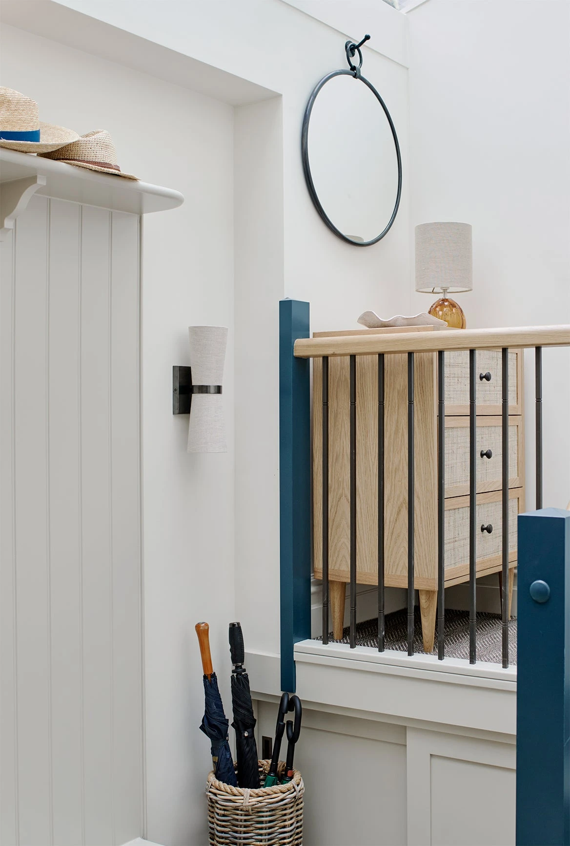 Lilburn Wall Light Large - Image 4