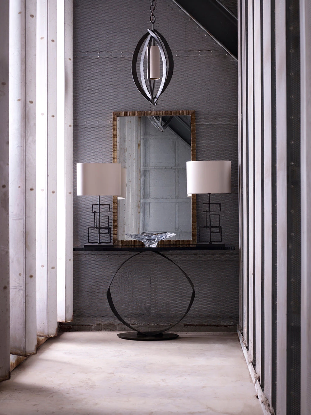 O Console Table - Image 2