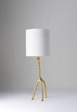 Giraffe Lamp