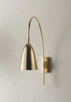 Kingsley Wall Light