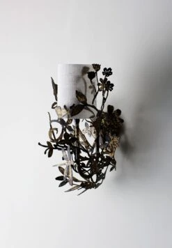 Spry Wall Light Small