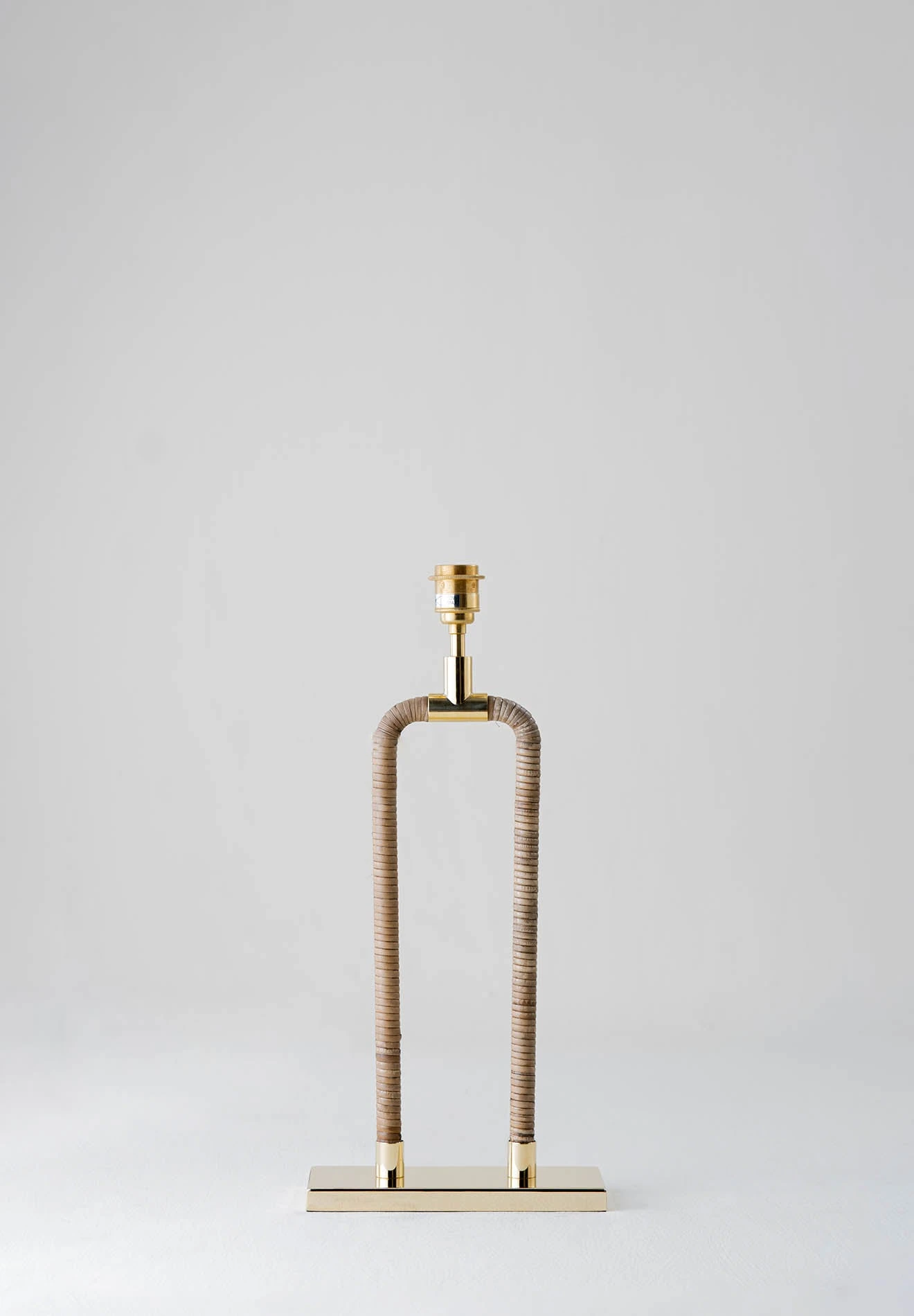 Holden Arched Lamp - Image 4